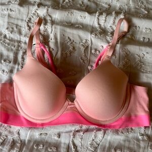 Aerie Light Pink & Hot Pink Padded T-Shirt Bra 34B
